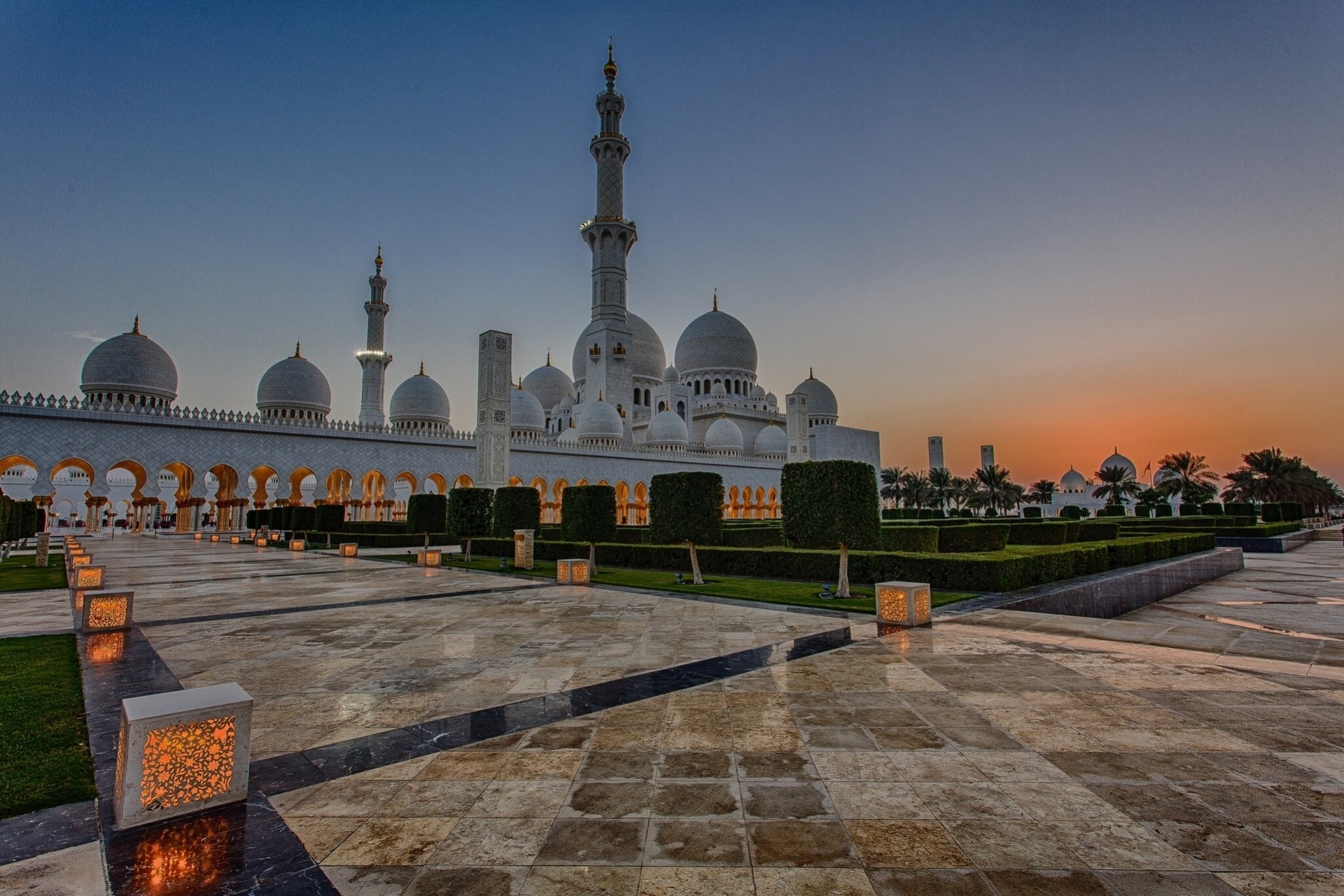 mosquée coucher de soleil phares eau abu dhabi mosquée sheikh zayed