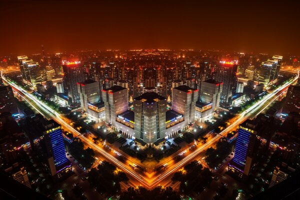 Pechino notturna, un delizioso panorama delle luci della città che non dorme mai