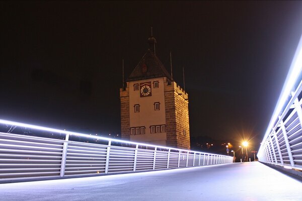 Ночной мост в германии