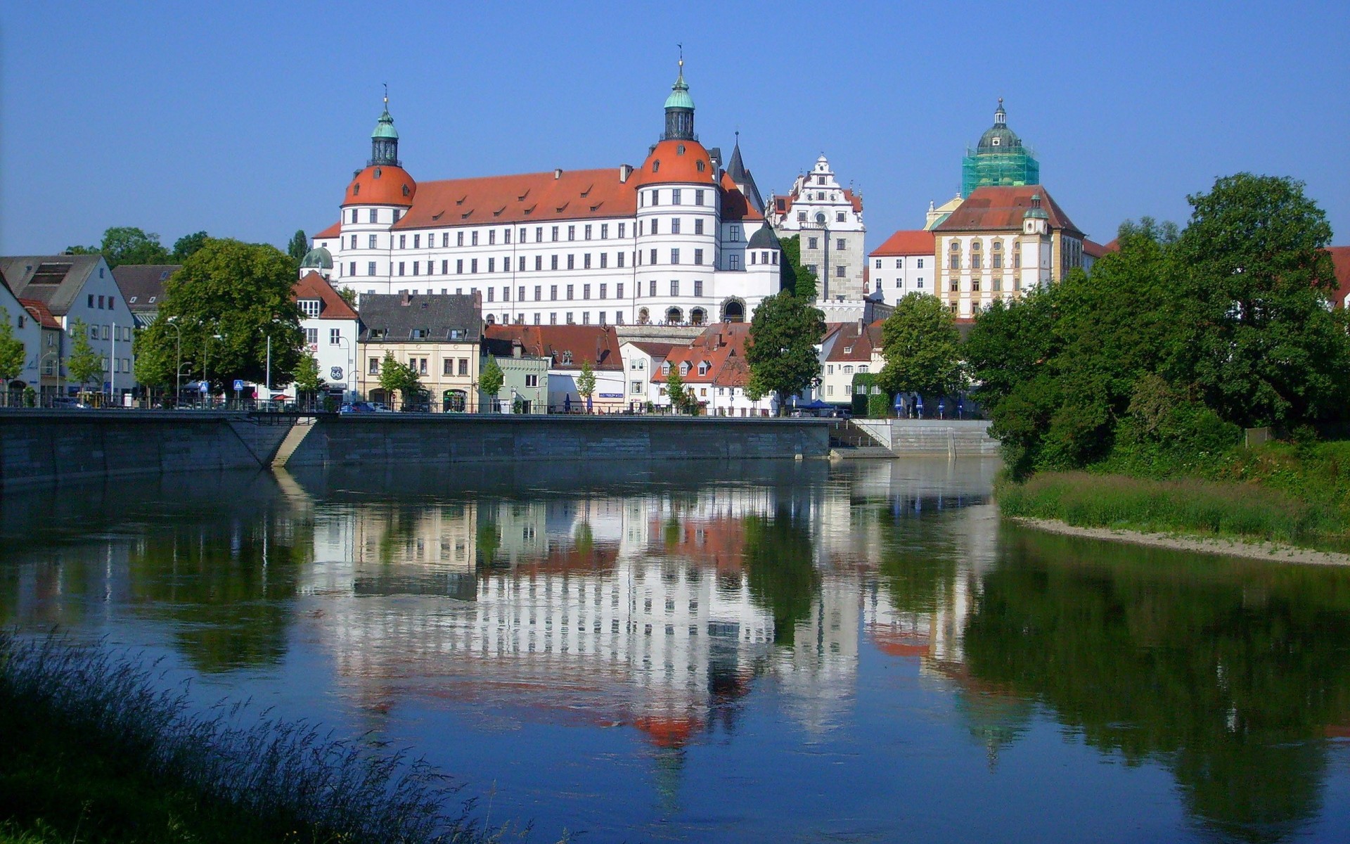 reflexion fluss sperrung stadt deutschland donau