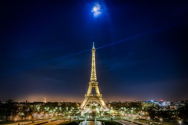 Noche de París torre efel