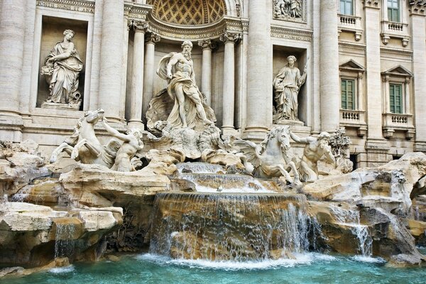 Fountain decorated with stone sculptures