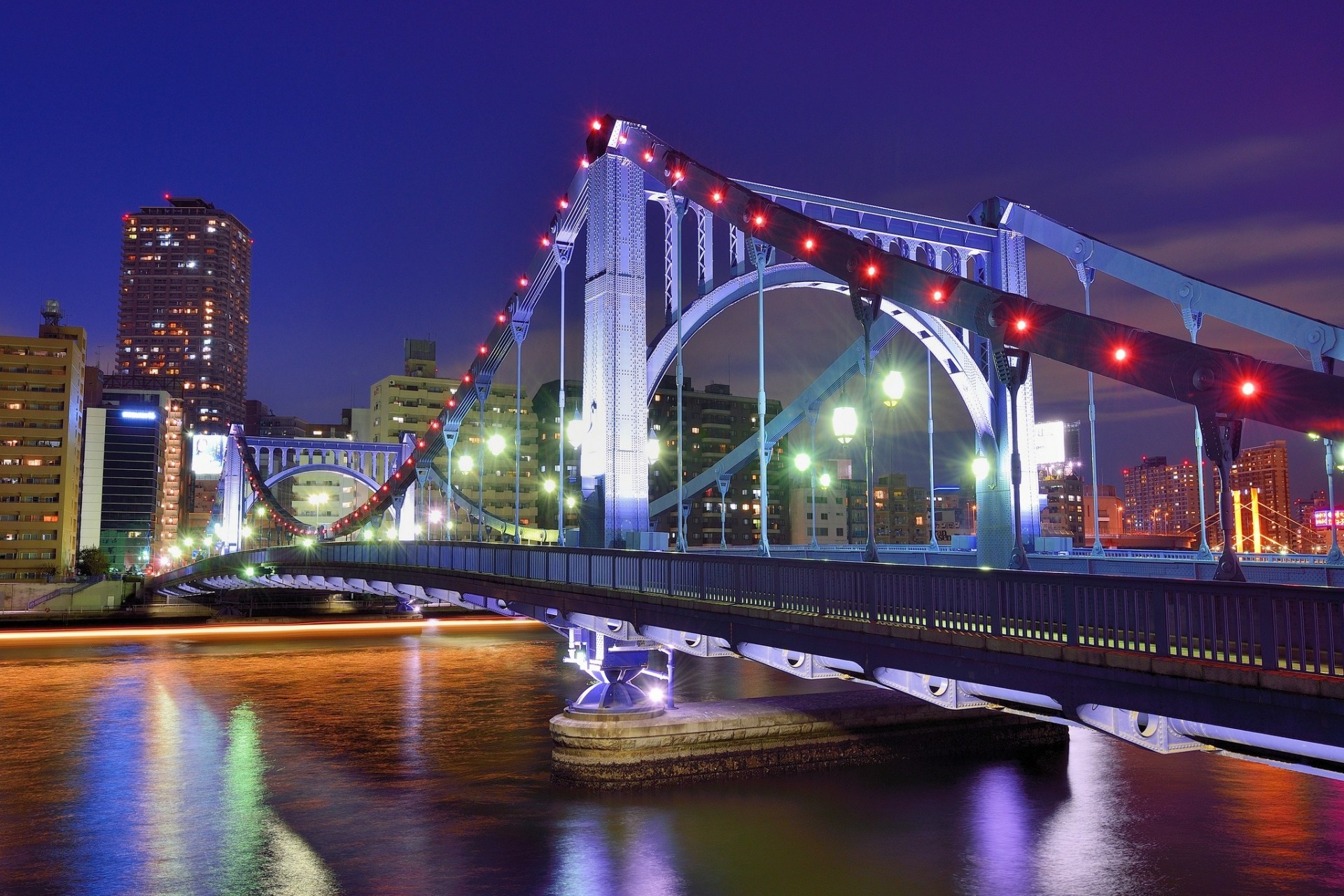 luci capitale notte tokyo fiume cielo ponte grattacieli metropoli blu costruzione giappone illuminazione casa