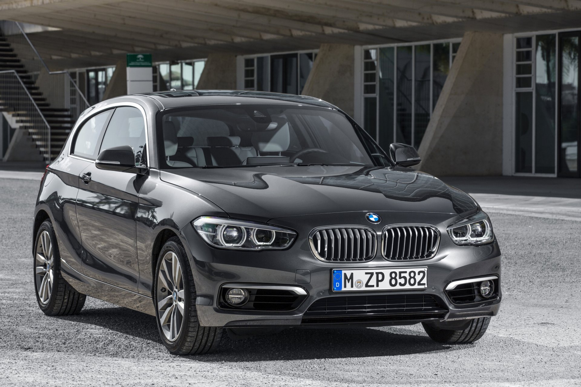 bmw 2015 120d línea urbana negro metálico coche foto