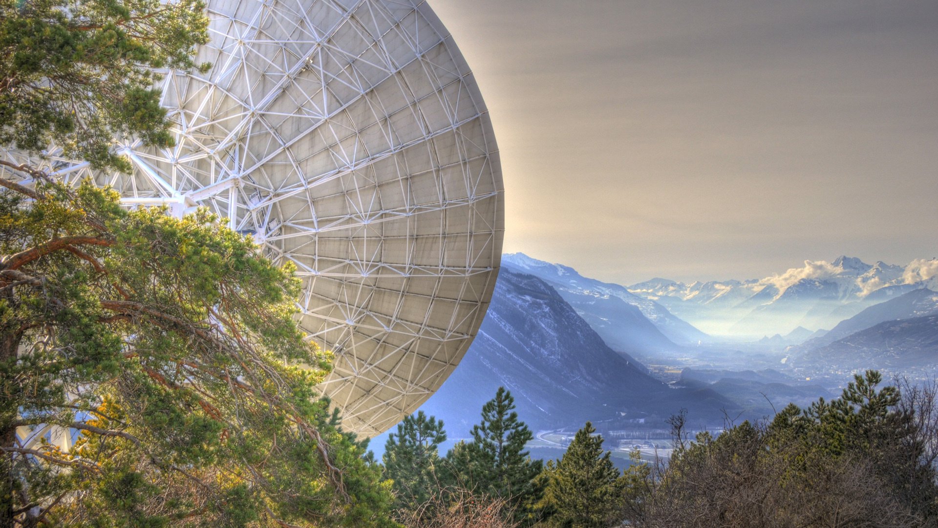 centro di ricerca panorama montagne antenna natura alberi altitudine vista paesaggio nebbia scogliera corone