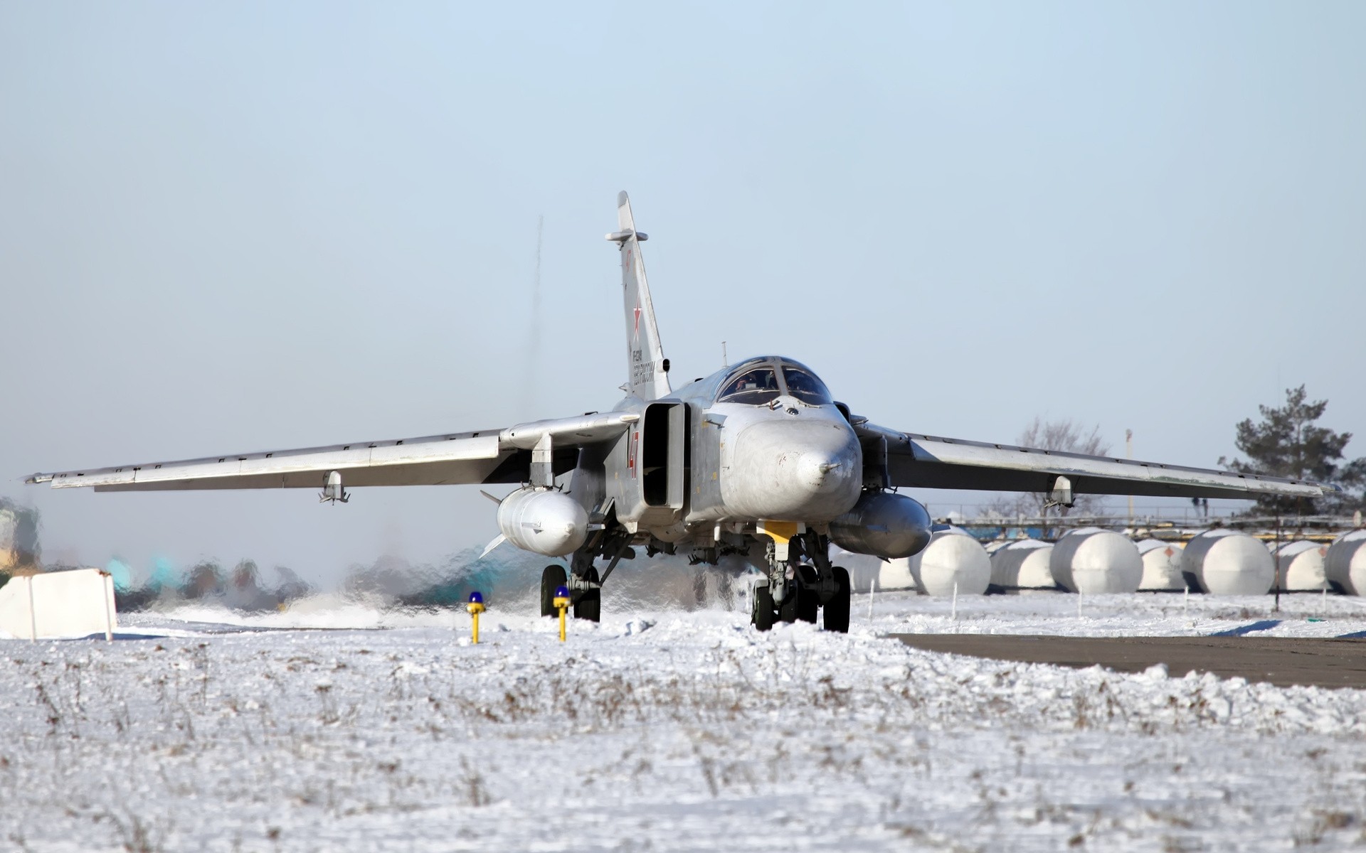 фронтовой бомбардировщик су-24