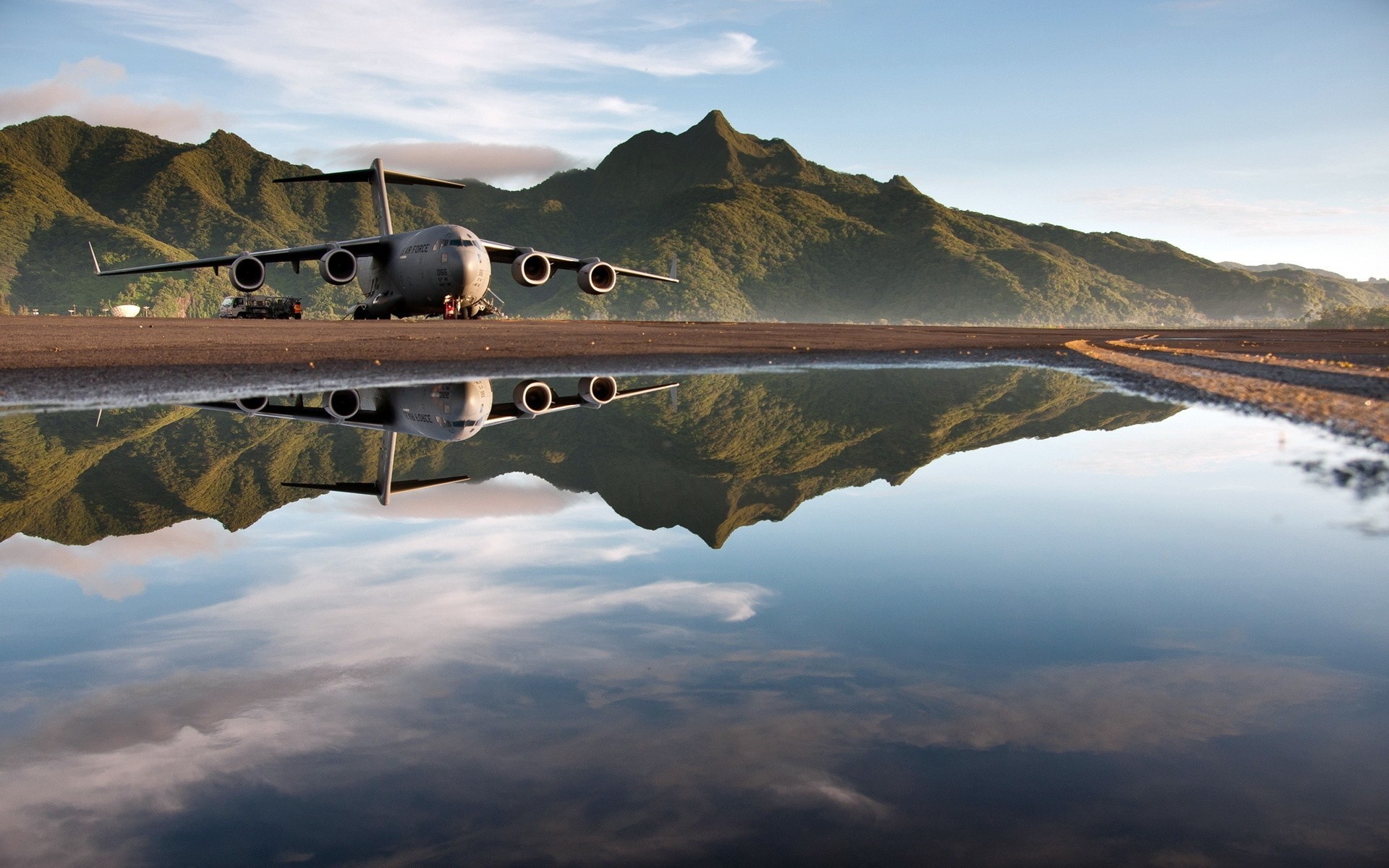 plane aviation c-17 globemaster