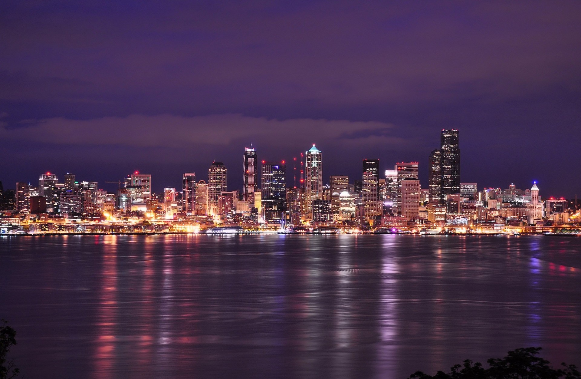 cielo estados unidos washington seattle noche púrpura luces bahía ciudad