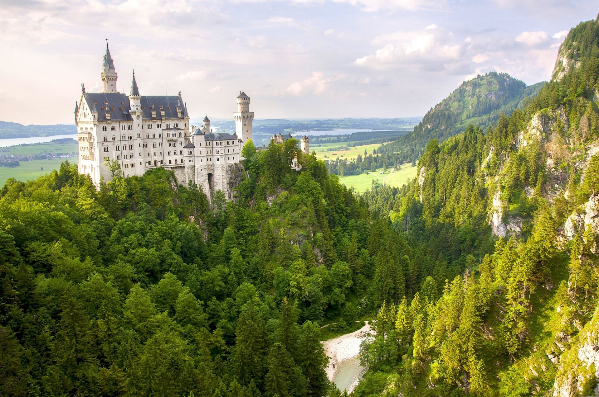 blocco foresta panorama baviera germania riparazione castello di neuschwanstein montagne