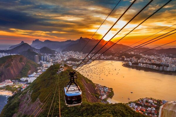 Sunset on the funicular, with sea and mountain views