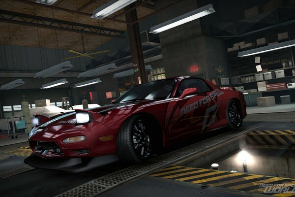Mazda rossa parcheggiata nel garage