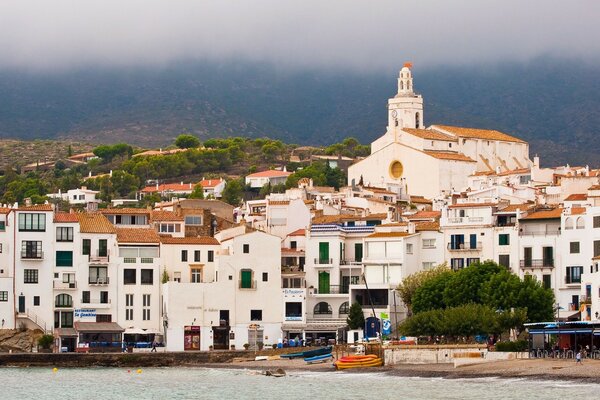 The embankment in Spanish Catalonia