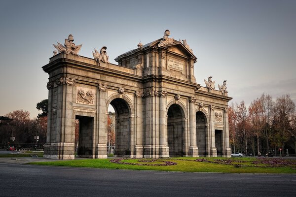 The famous arch of Madrid streets