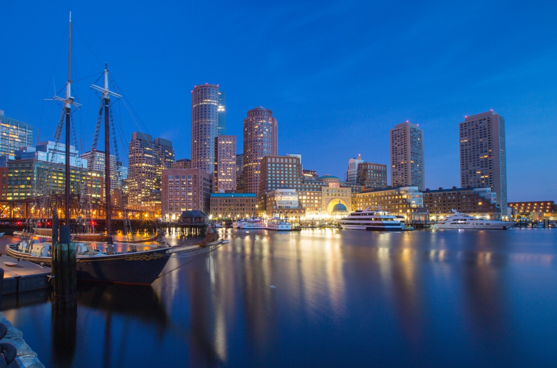 yachts gratte-ciel boston massachusetts crique ville de nuit