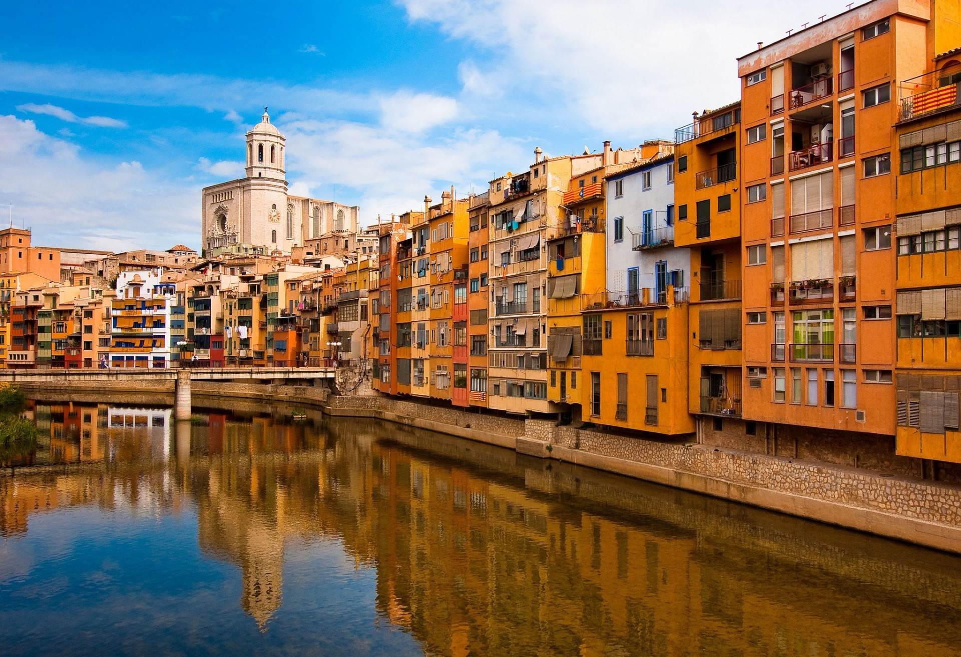 catalogne rivière pont gérone bâtiment espagne promenade