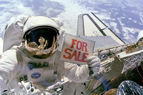 Cosmonaut sells planet Earth