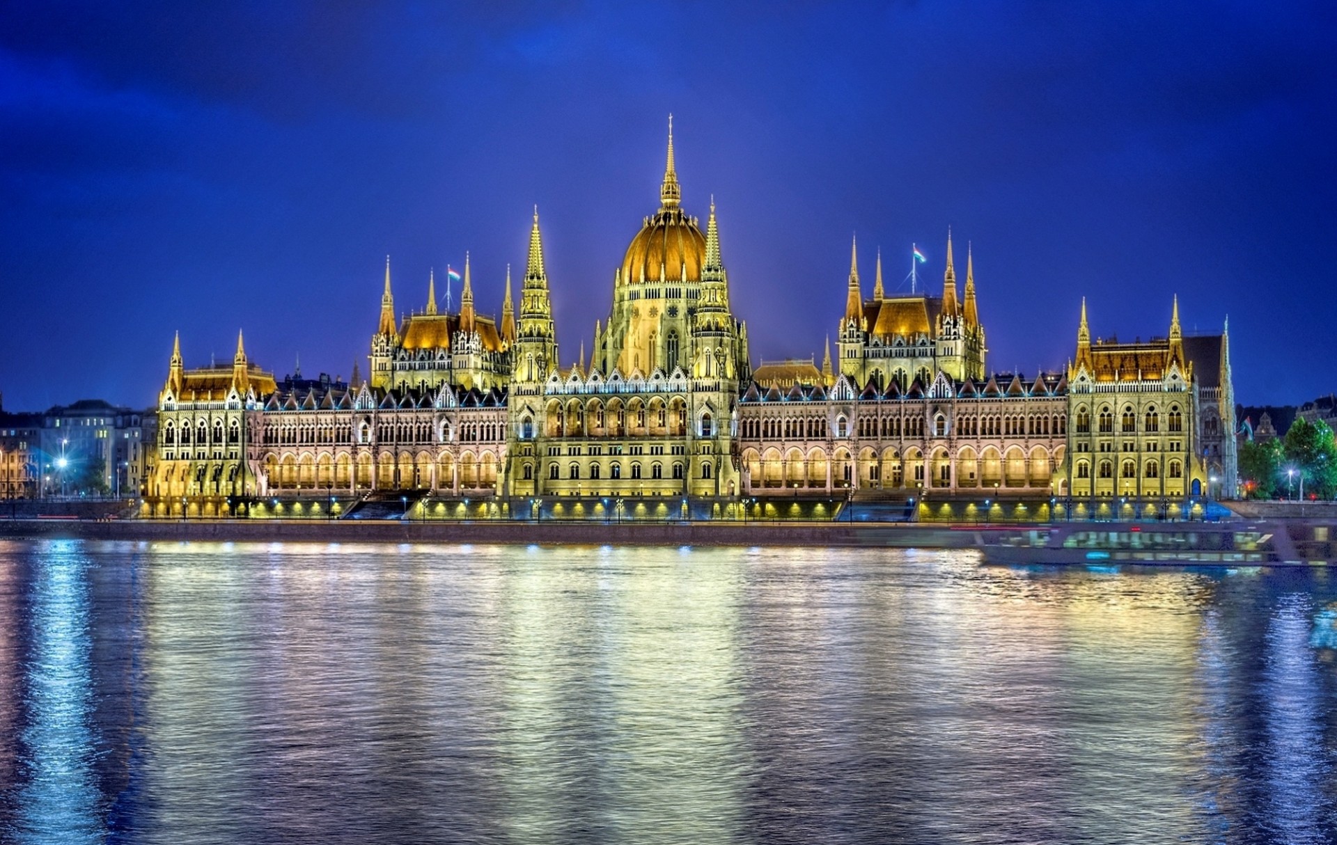 nuit rivière eau parlement réflexion ville hongrie bâtiment budapest éclairage danube