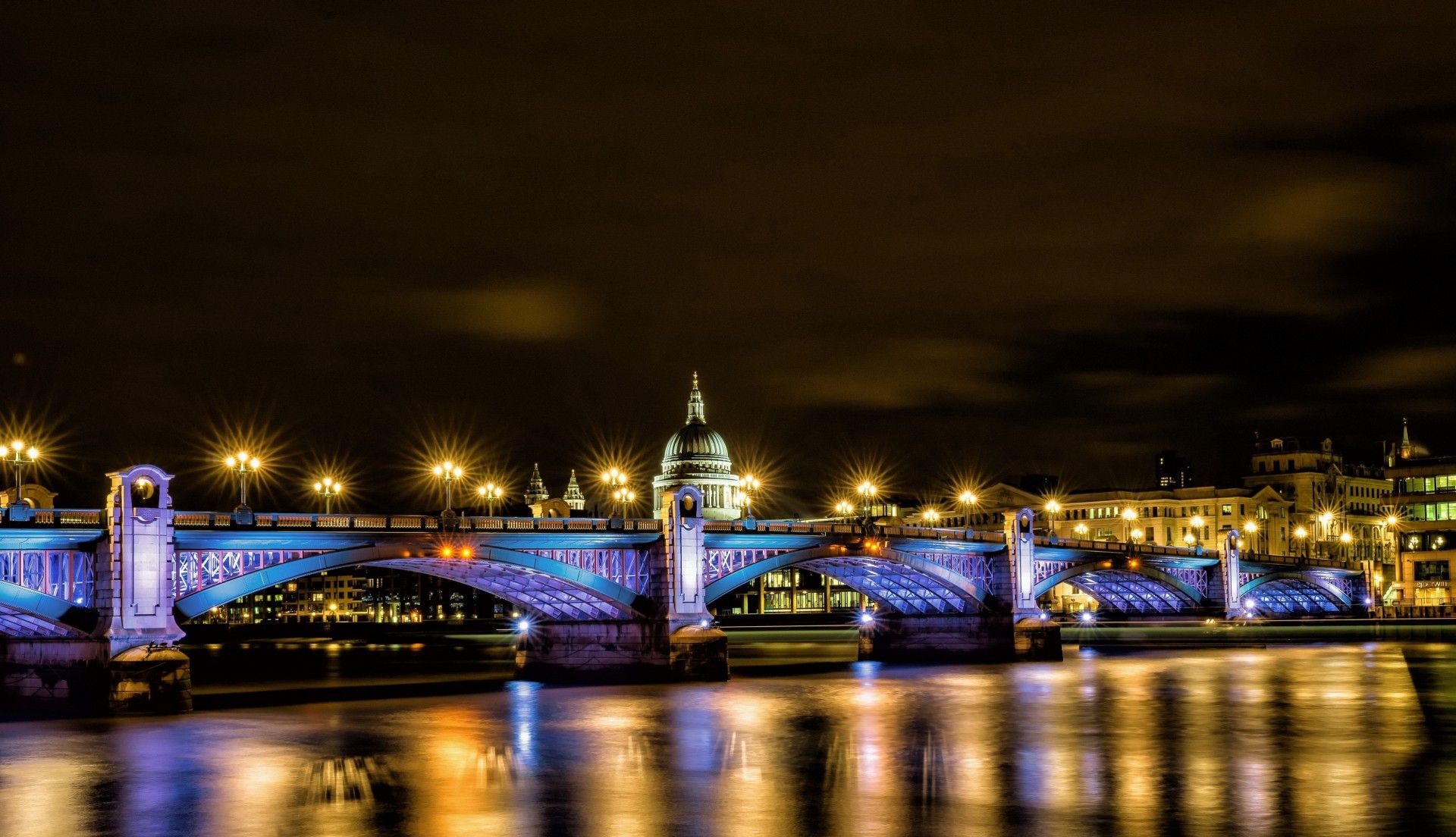 noche catedral de san pablo río reflexión puente ciudad luces inglaterra londres reino unido támesis iluminación