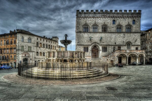 La sombría ciudad de Umbría en Italia