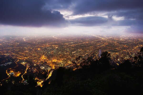 Bogotá Colombia noche vista superior