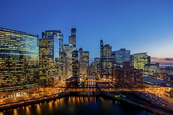 Photo Chicago at night city
