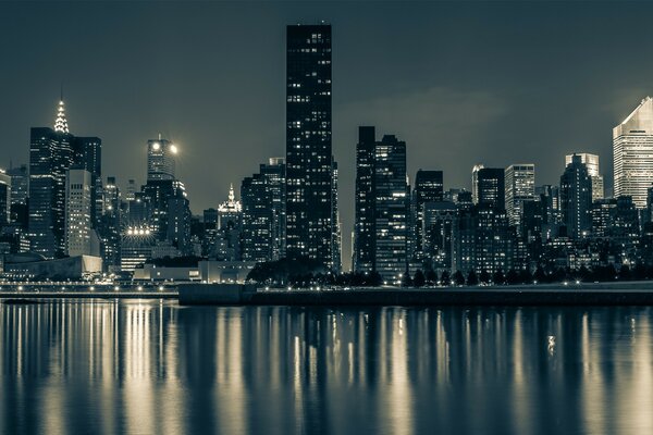 Paysage nocturne de New York. Manhattan