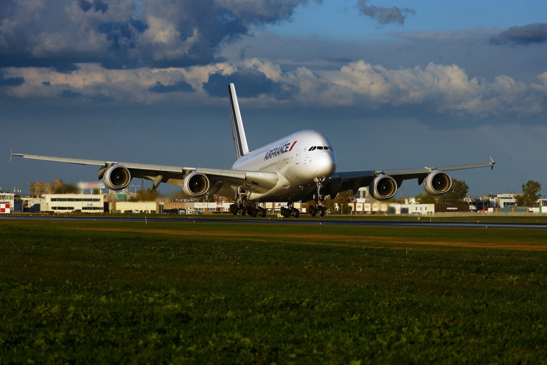 plane a380 airbus air france off grass liner airport