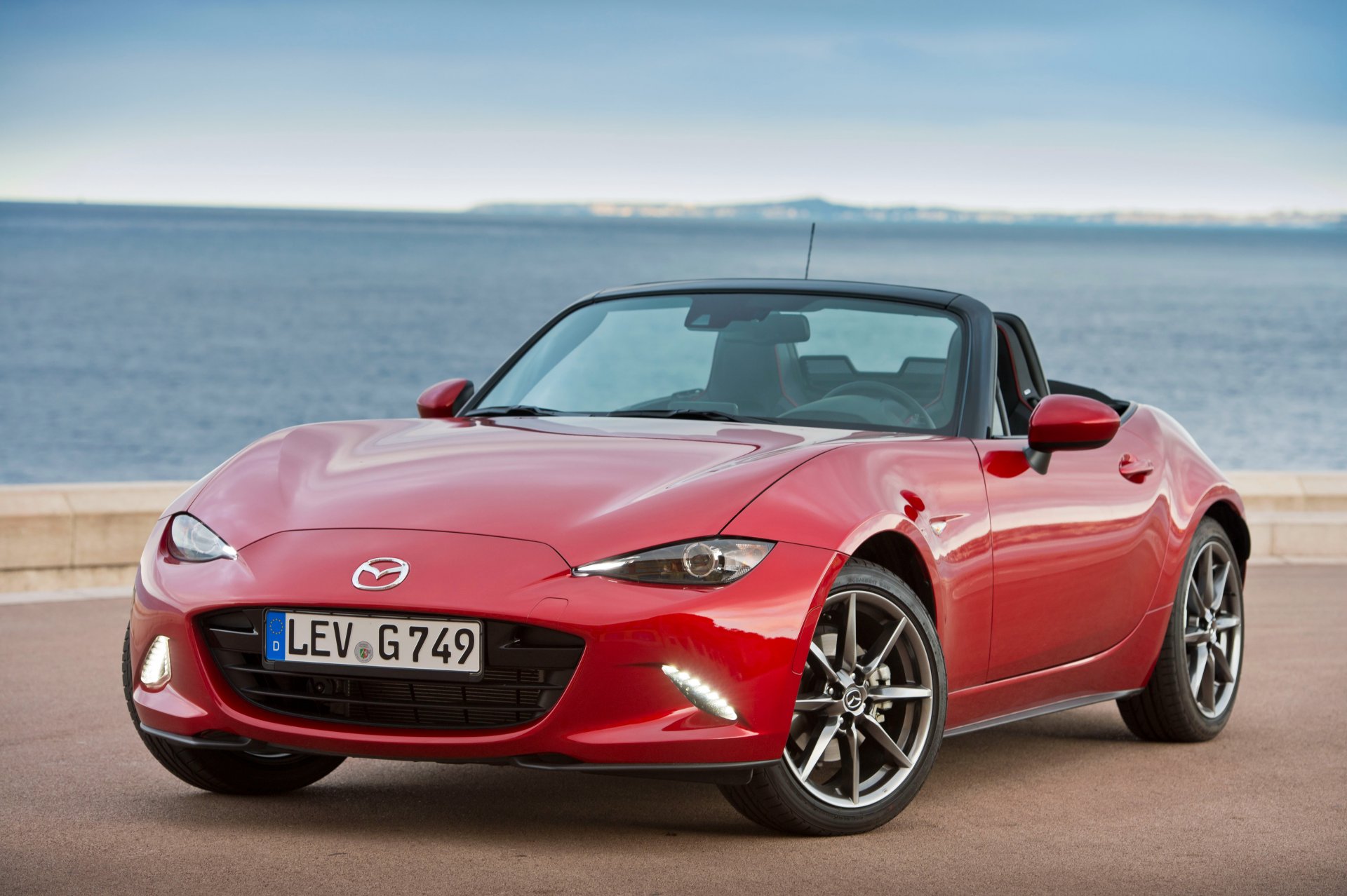 2015 mazda mx-5 miata usa-spec n.d. mazda