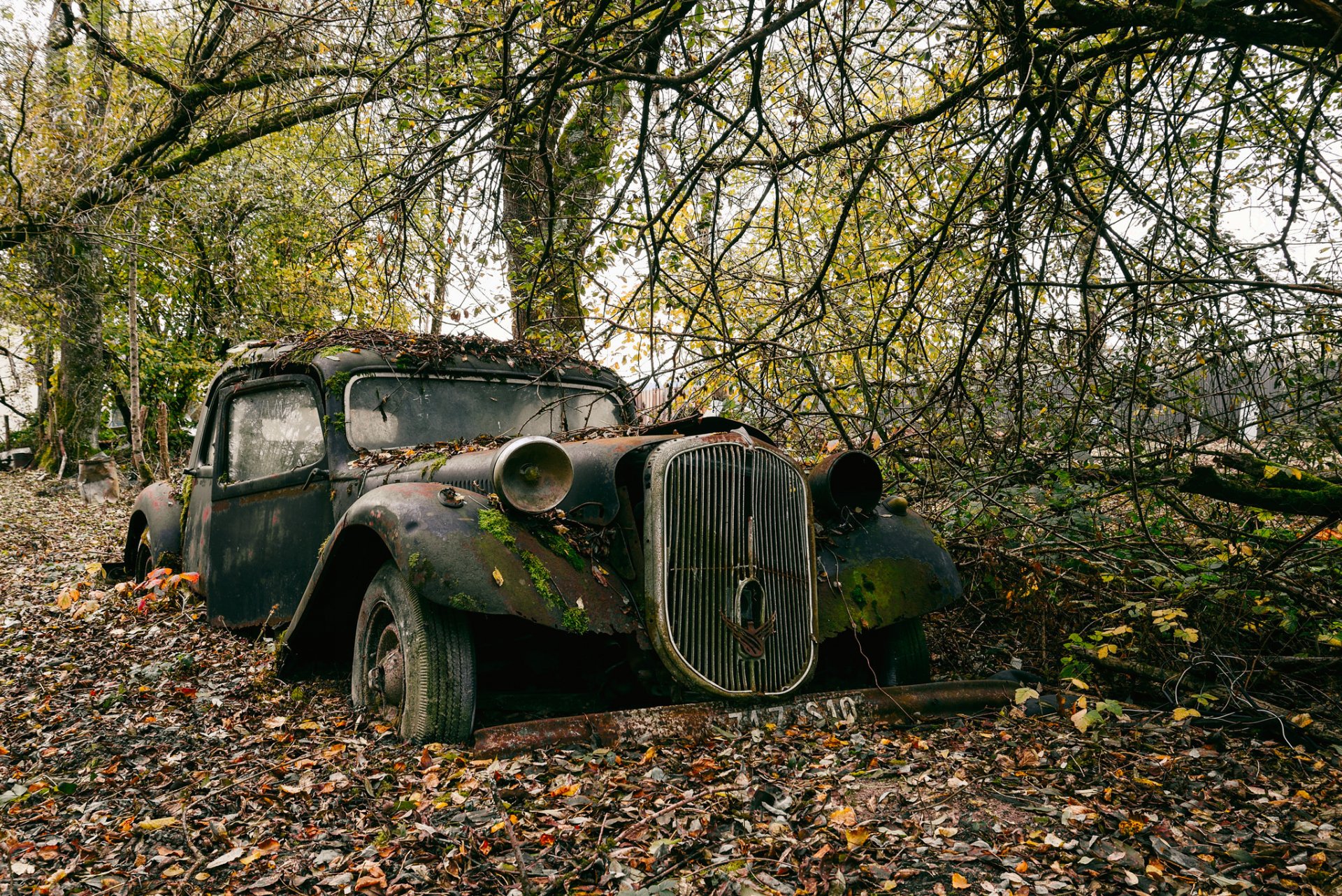 voiture ferraille fond