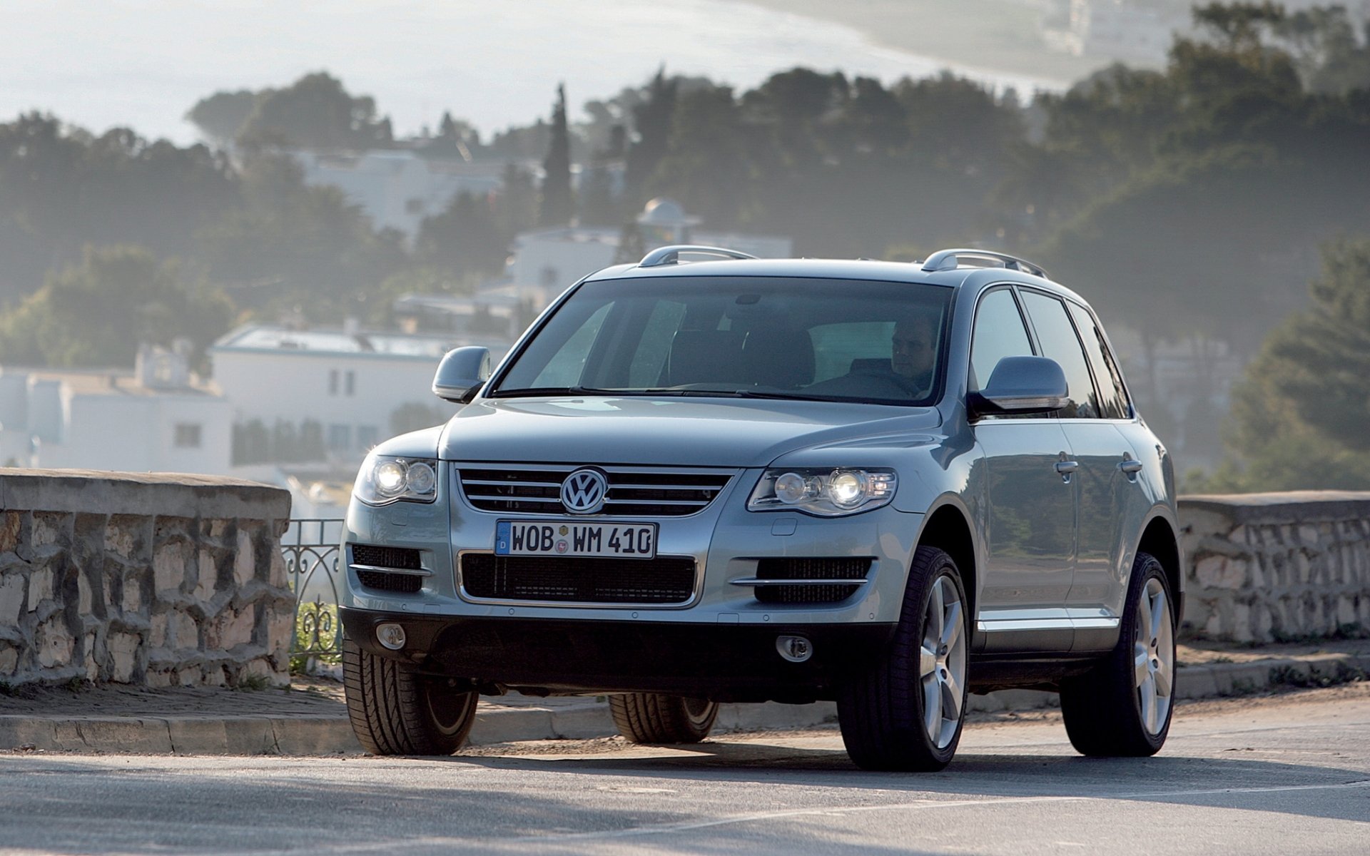 volkswagen tuareg v10 tdi volkswagen front hintergrund