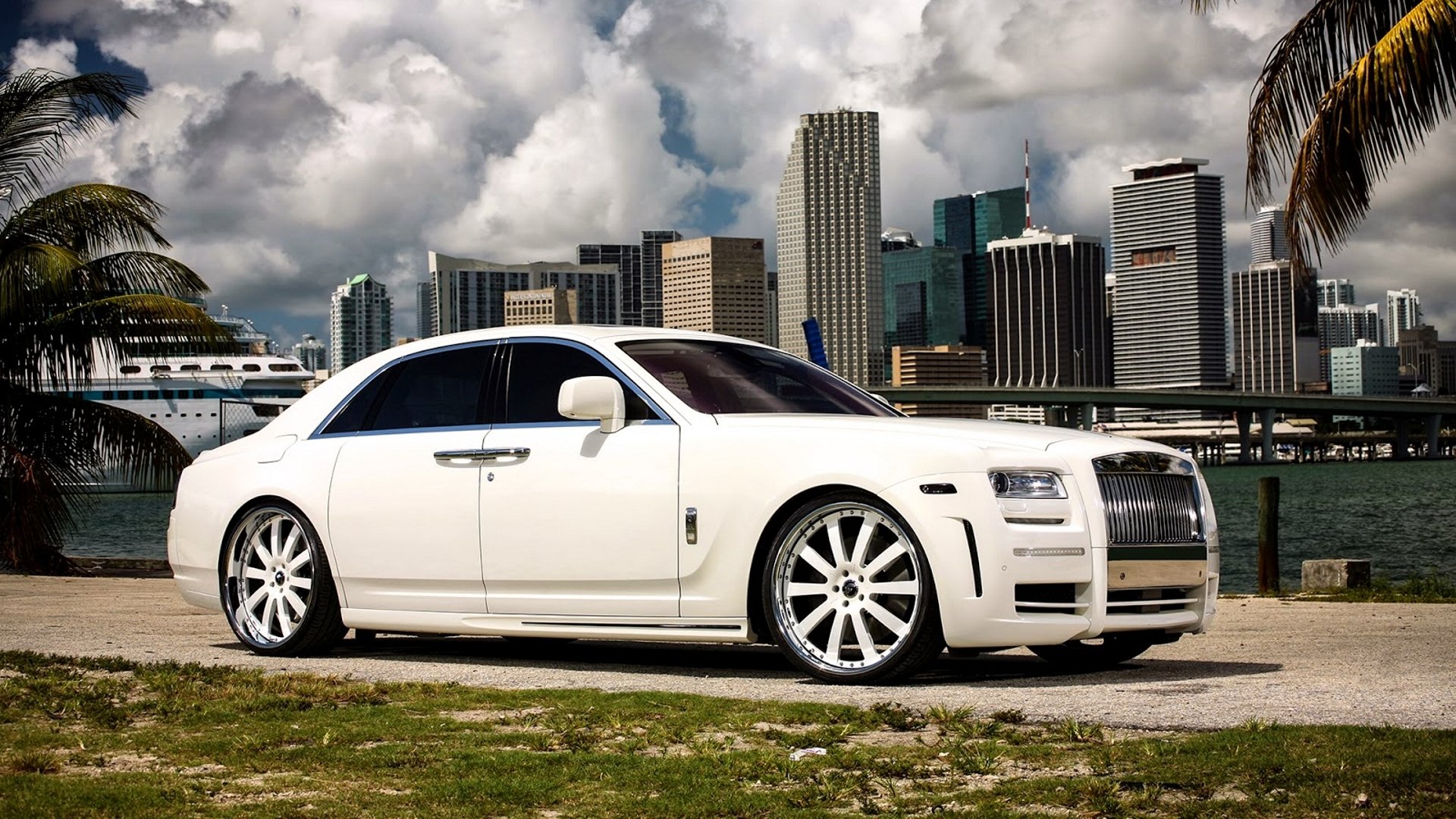 2010 mansory rolls-royce fantasma bianco limitata rolls-royce