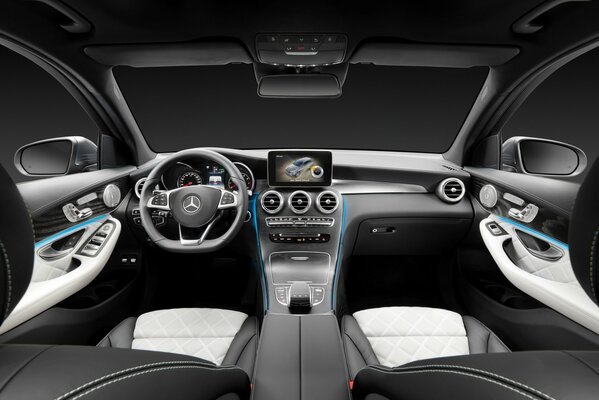 Mercedes Benz interior dashboard