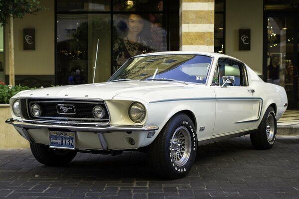 Ford Mustang rarity retro