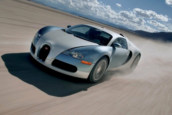 Bugatti velocità deserto auto sportive