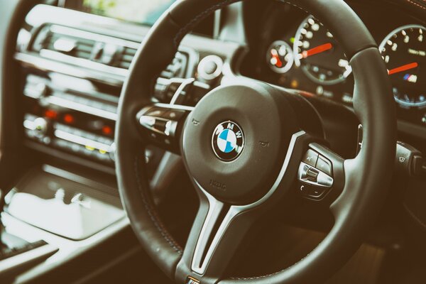 Fond d écran salon de voiture BMW m6