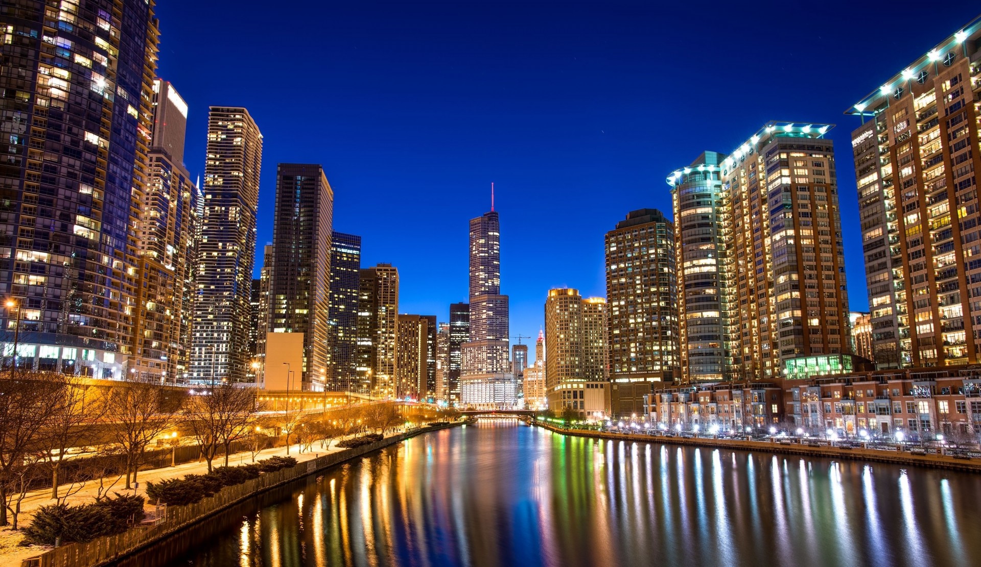 chicago river skyscraper building reflections night city embankment