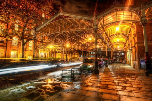 Belle rue du soir de Londres