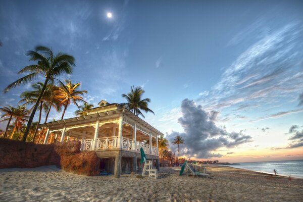 Image d une belle maison aux Bahamas