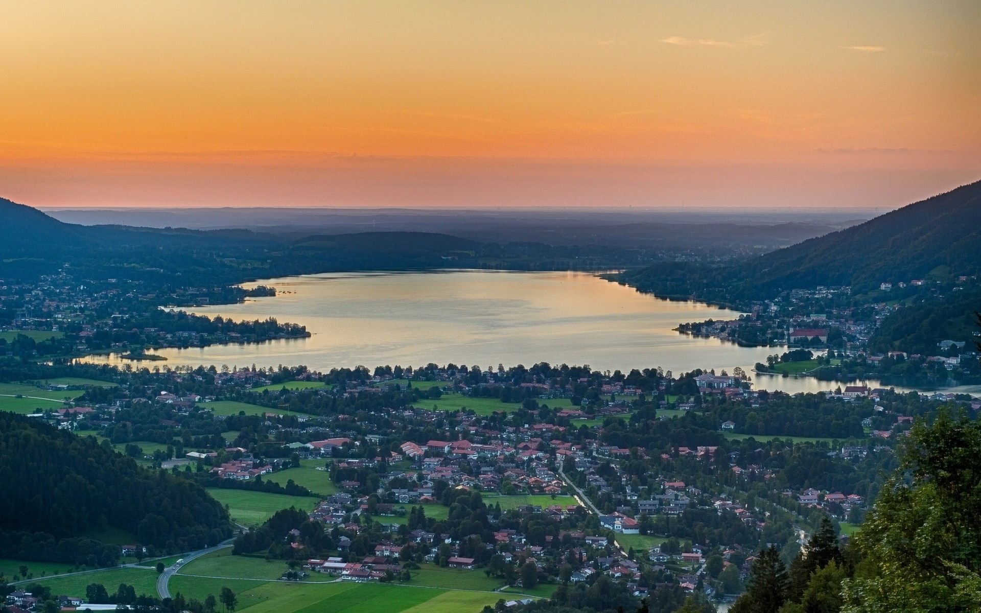 tegernsee see panorama tegernsee bayern deutschland reparatur