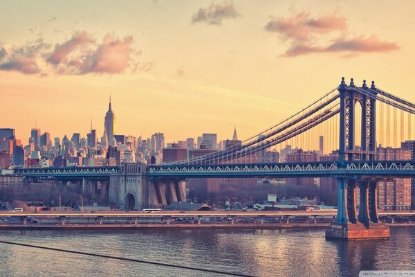 La ville de New York au coucher du soleil