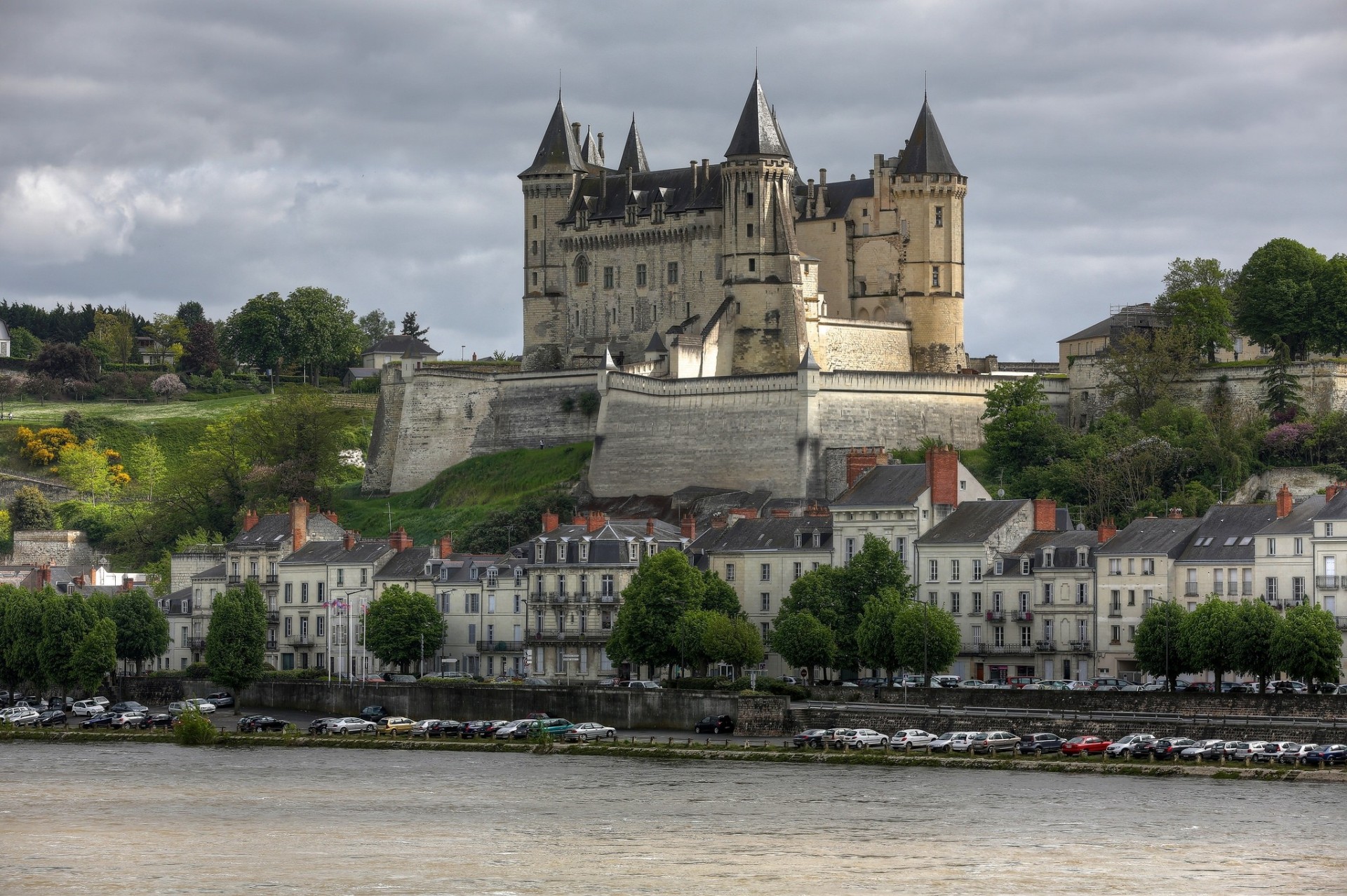 river france qatar airways lock building car machinery embankment