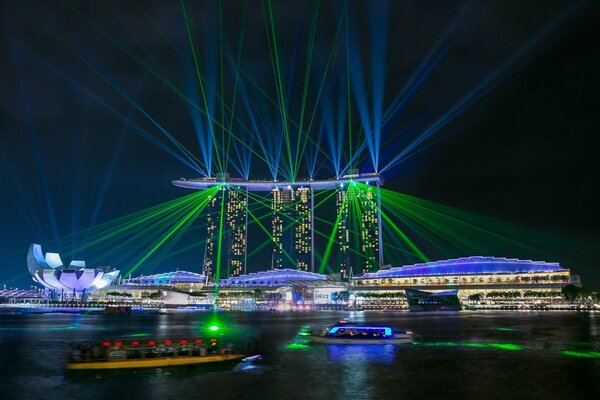 Spettacolo laser notturno a Singapore, Marina Bay