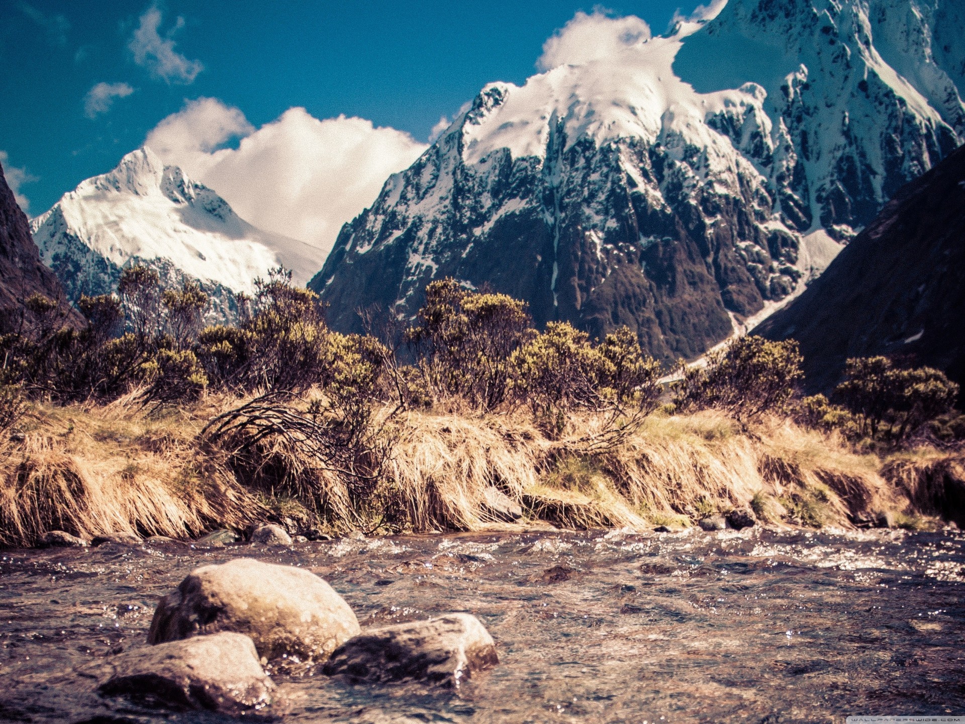 nieve montañas creek río rocas nueva zelanda