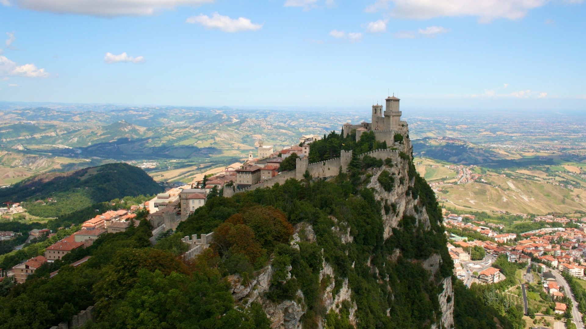 panorama saint-marin monte titano monte titano maisons