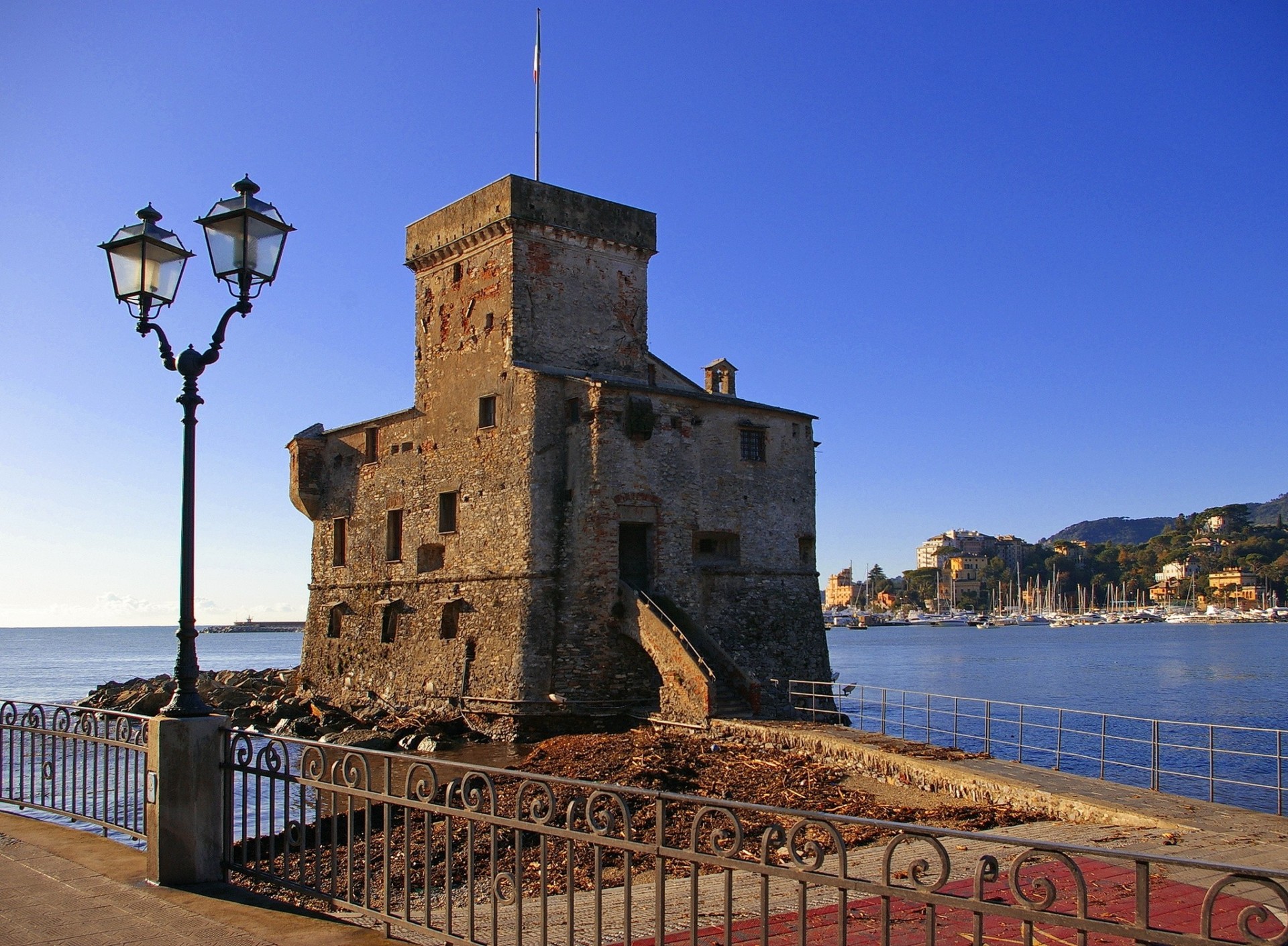 italy town light