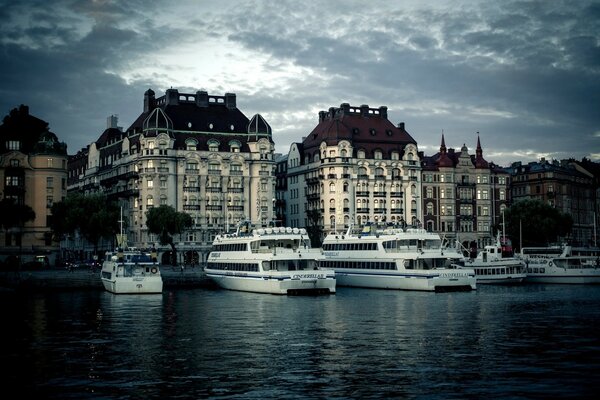 Night promenade in Stockholm