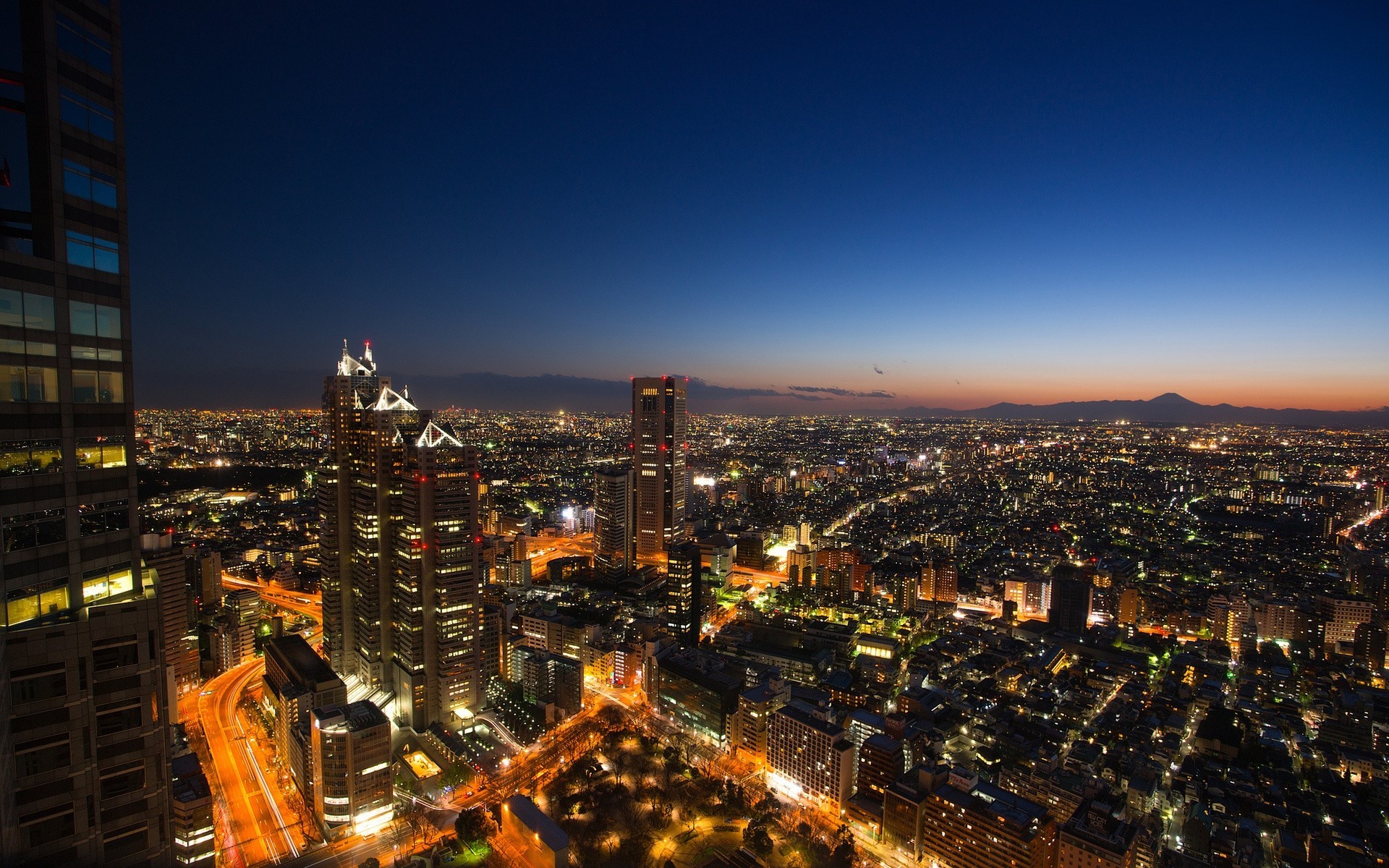 gebäude hauptstadt tokio metropole wolkenkratzer