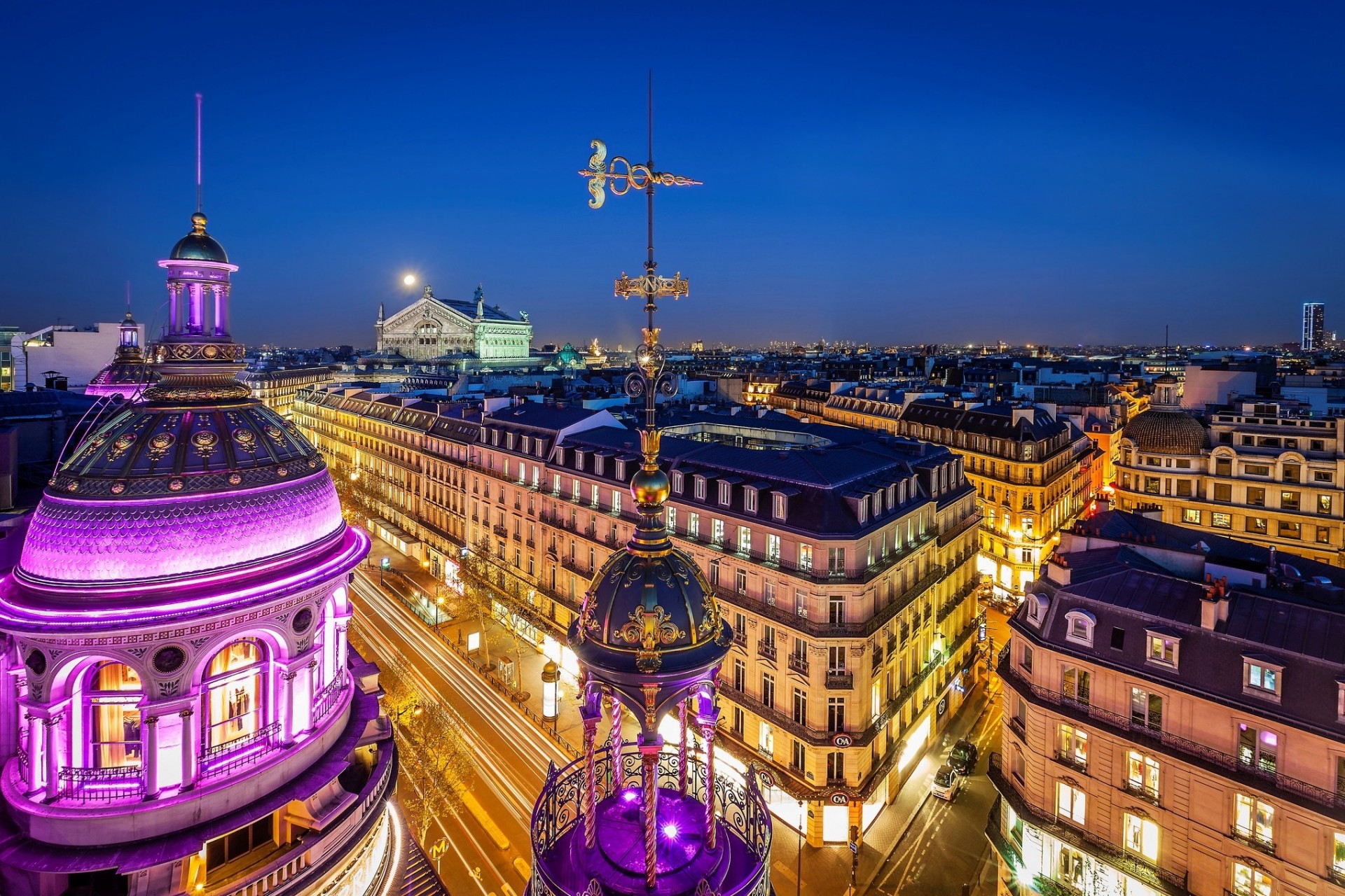 palast vor architektur frankreich hintergrundbeleuchtung paris ile-de-france qatar airways nacht pariser oper lila stadt kuppeln