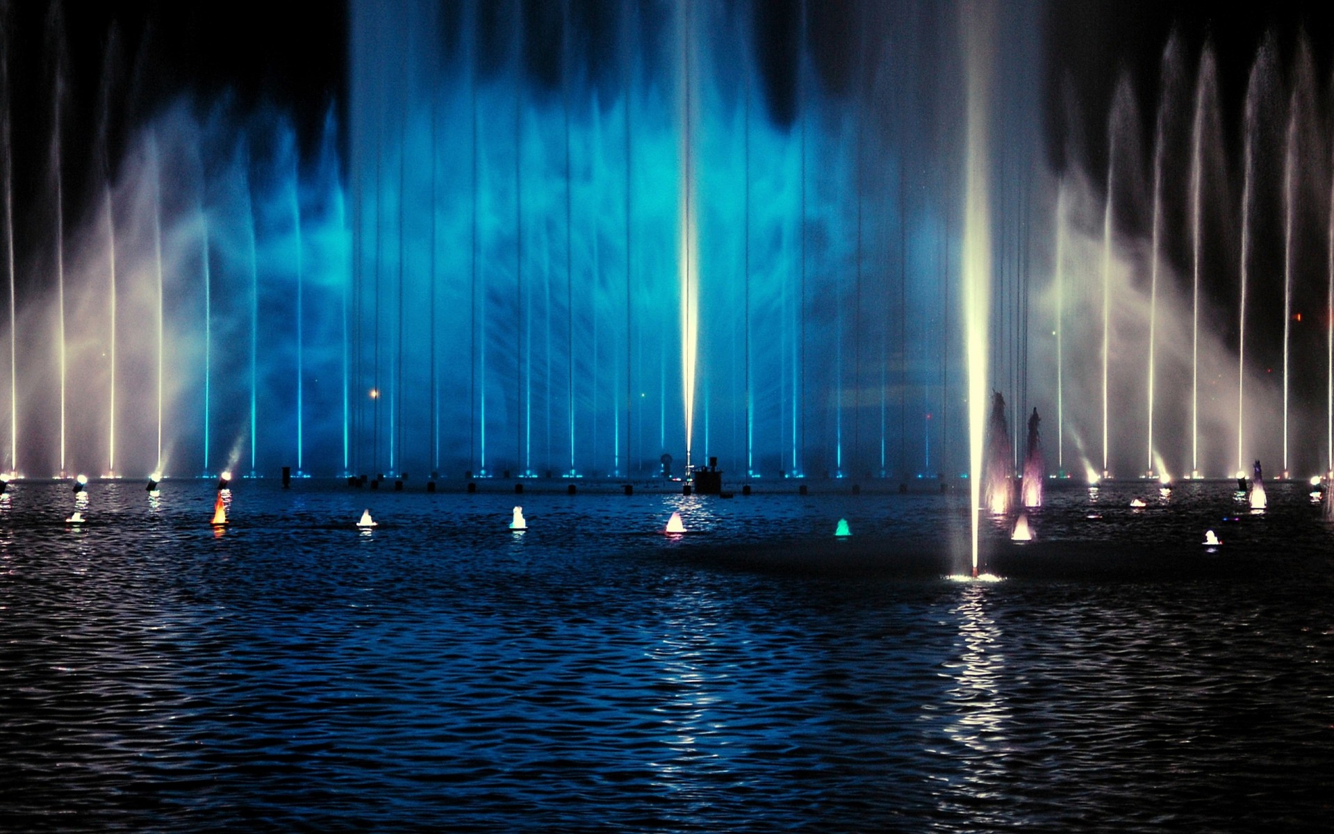 luce blu fontana acqua città