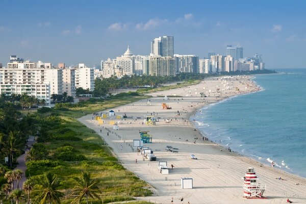 Voglio prendere il sole sulla spiaggia di Miami